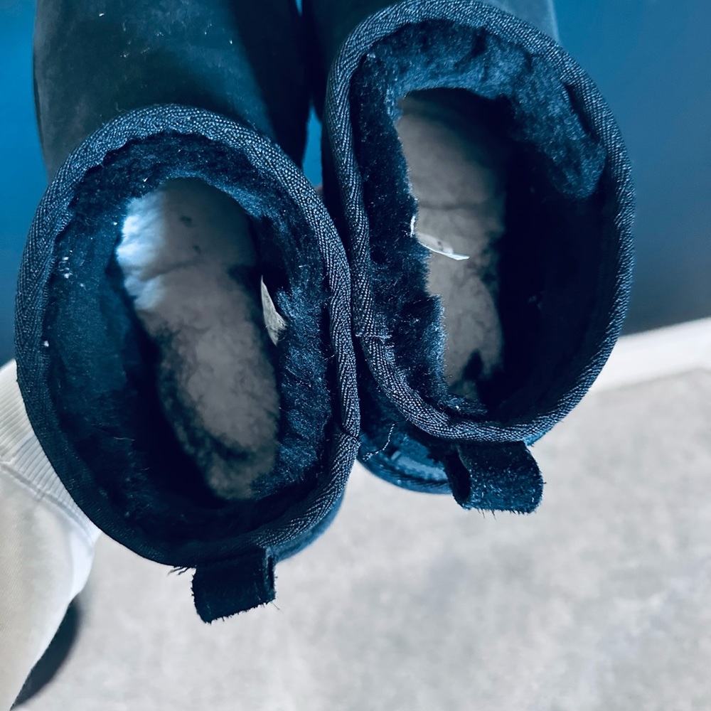 Ugg Ultra Mini - image 2